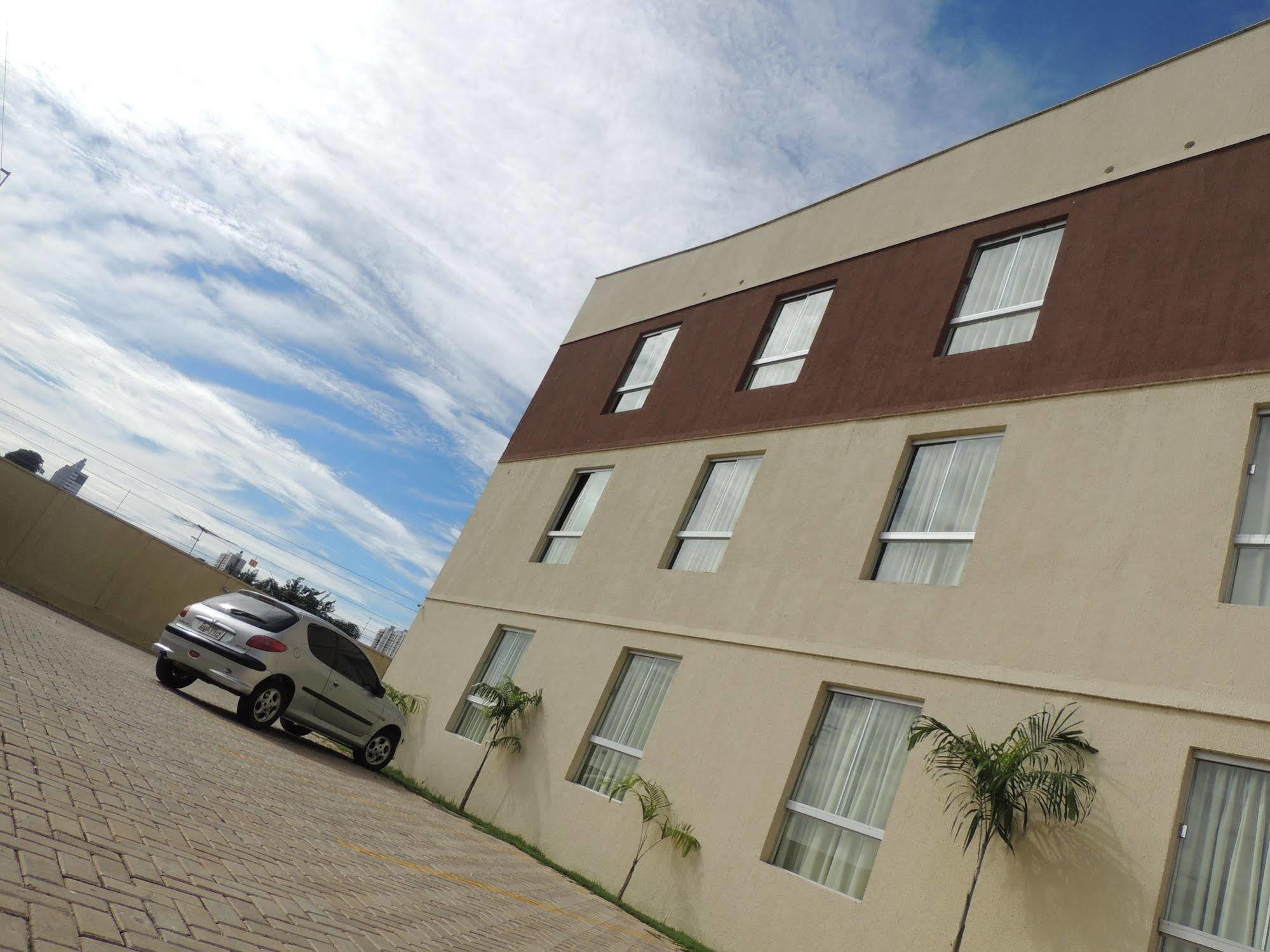Hotel Belugi Goiânia Buitenkant foto